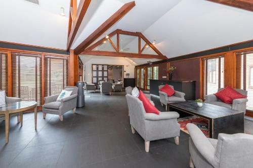 Apartamento Charming 20-bed Self Contained Dwelling In Hook