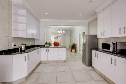 Apartamento Private Unit 3 With Tv And Shared Bathroom