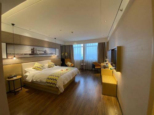 Hotel ????????????