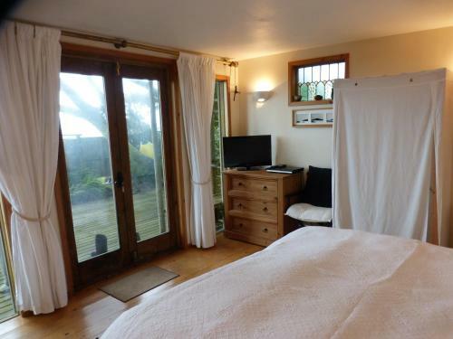 Sunset Lodge
