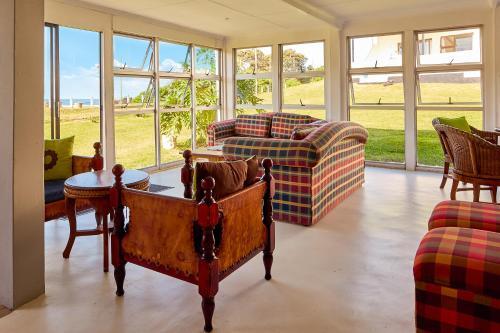 Hotel Hole In The Wall