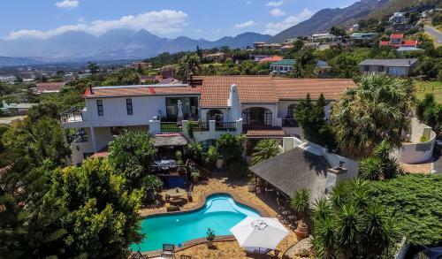 Hostal Gordon's Bay Guesthouse