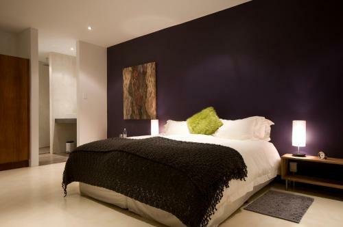 Hostal Colourful Manor Luxury Lodge
