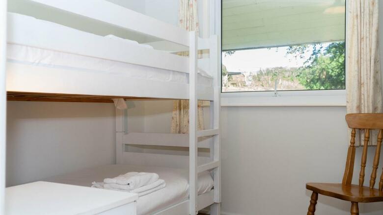 Ta Mill Cottages & Lodges - Meadowview Chalet 4