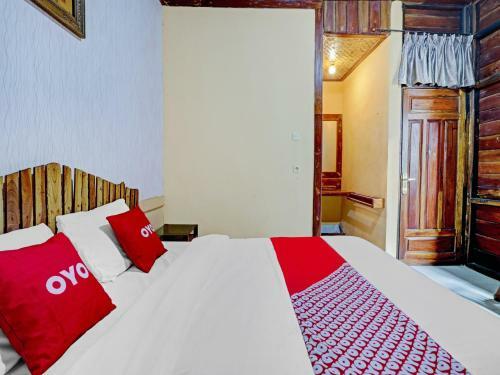 Oyo 90582 Nur Alam Hotel