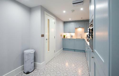 Modern Apartment In Leamington Spa City Centre