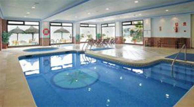 On Hotels Ocean Front (Only Adults)