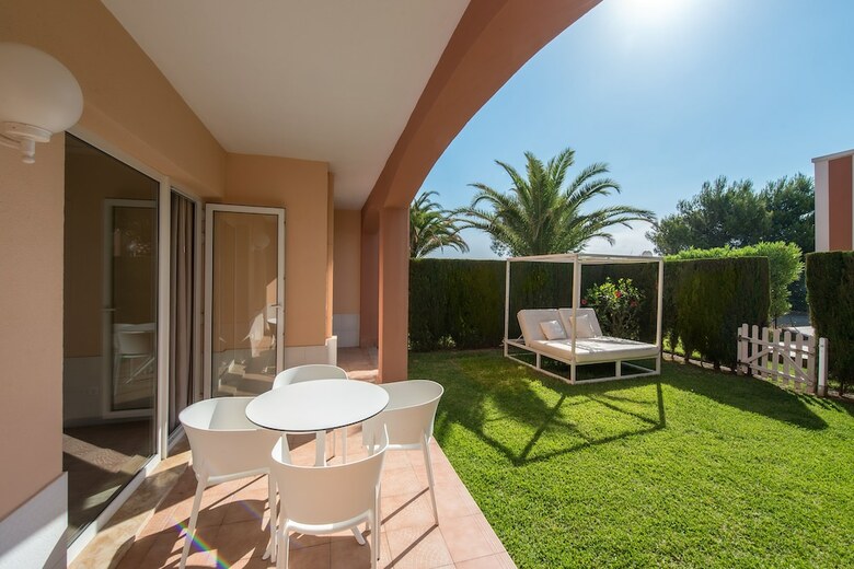 Oliva Nova Golf Beach & Golf Hotel