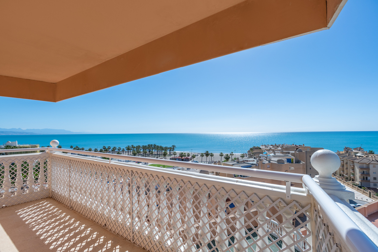 Hotel Parasol By Dorobe