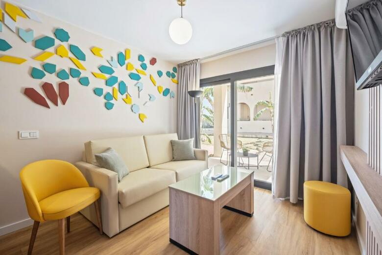 Hotel Puente Real