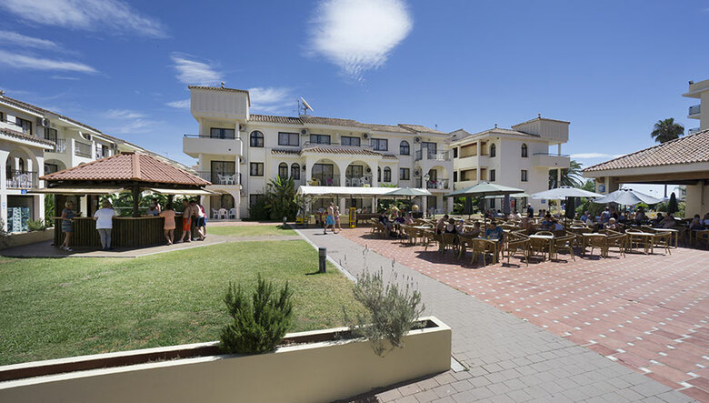 Hotel Puente Real