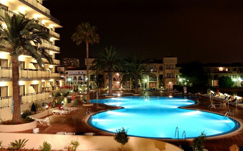 Hotel Puente Real
