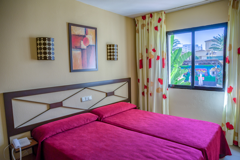 Hotel Puente Real