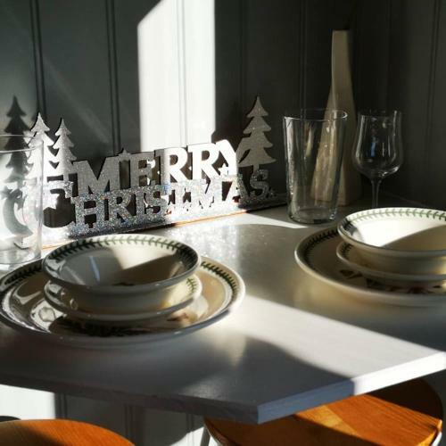 Pen-rhos Luxury Glamping "the Hare Hut"