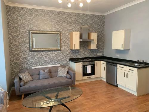 The Snug Garden Apartment