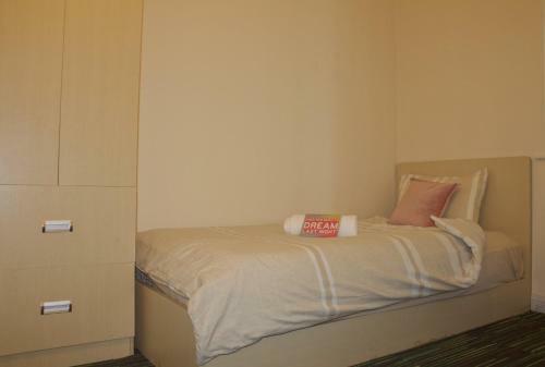 Hostal Renshaw Guest House