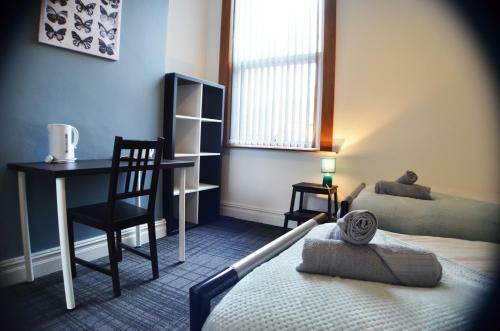 Hostal Old Swan Guest House