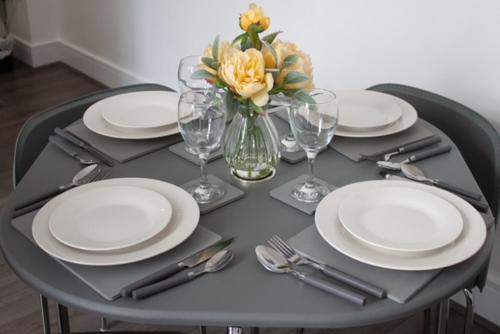 Air Host And Stay - Symphony Apartments