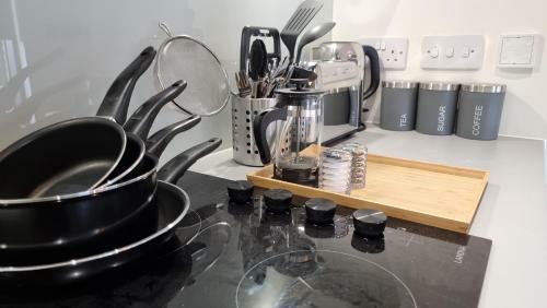 Apartamento City Centre Studio With Wifi Parking & Shops