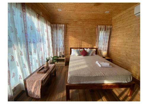 Villa Bougainvillea Riverside 3bhk