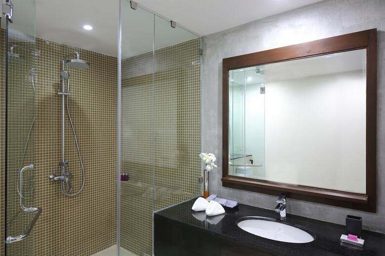 Hotel Avani Kalutara Resort