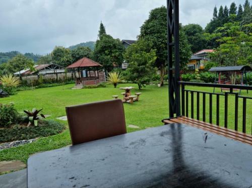 Villa Komala At Macarena, Megamendung
