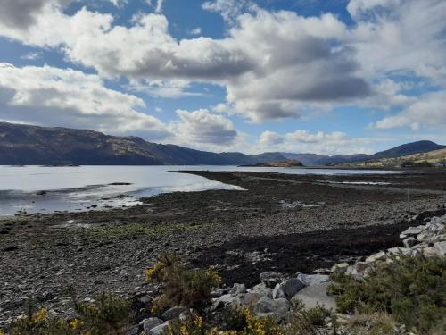 Clisham Lochside Holiday Home On Nc500