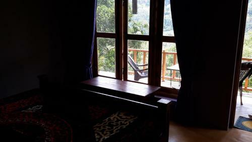 Bed & Breakfast Raveena Guest House