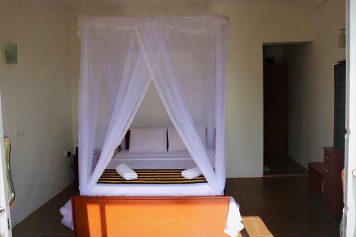 Hostal Floating2ella