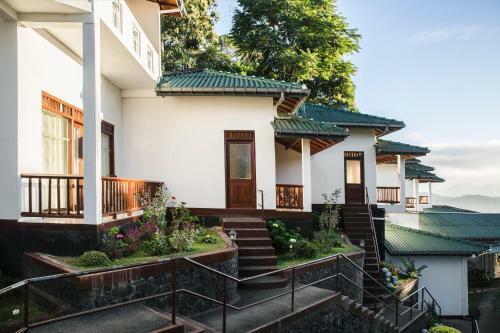 Hotel Sky Green Resort