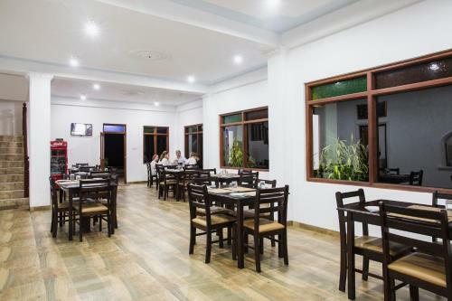 Hotel Sky Green Resort