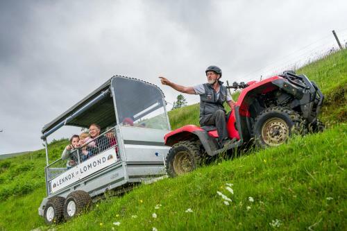 Bonnie Barns - Luxury Glamping With Hot Tubs