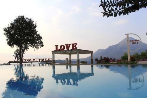 Blessing Hills Family Resort & Hotel