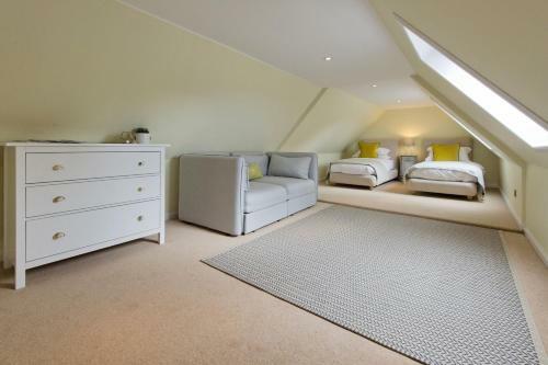 Albion House- Highlands
