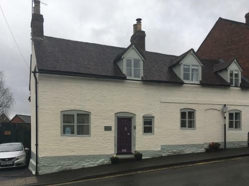 Bed & Breakfast Tallow House