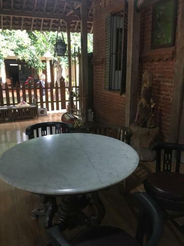 Griya Lotus Homestay