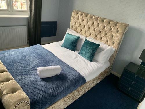Beautiful 5 Bedroom House In Maidstone