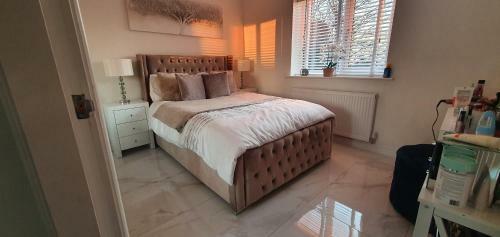 Oakwood Bank Apartment