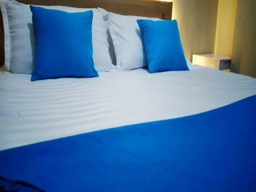 Hostal Jazz Room Kampung Inggris Syariah