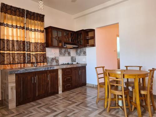 Apartamento Grand Station Residence (rose)