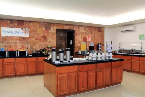 Hotel Holiday Inn Express Paraiso - Dos Bocas