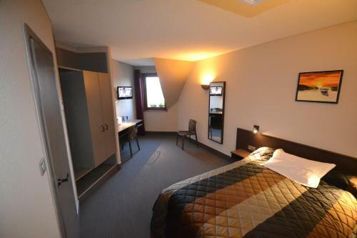 Hotel H�tel Restaurant Les Aliz�s
