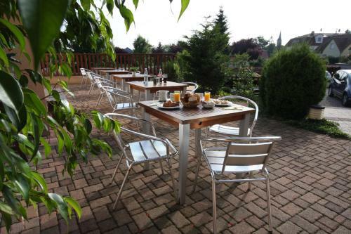 Hotel H�tel Restaurant Les Aliz�s