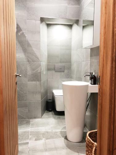 Newly Refurbished Apartment In Chapel Allerton, Leeds