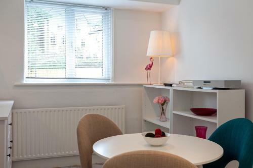 Cosy 2 Bed Apartment - Close To Leeds Centre