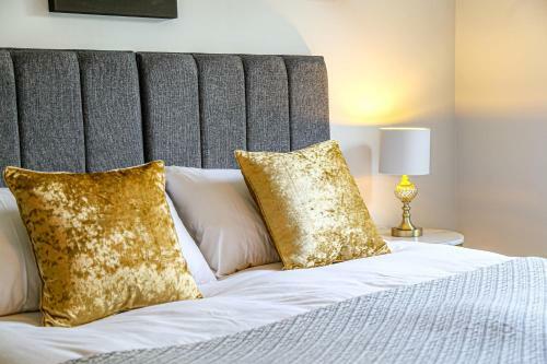 Executive Monkston Apartment By Crew Homes