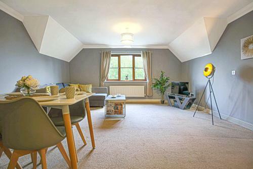 Executive Monkston Apartment By Crew Homes