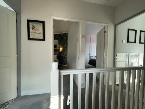 Apartamento Lovley 2 Bedroom House With Free Parking