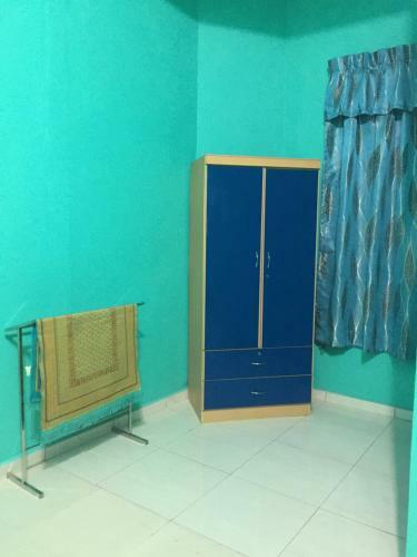 Hostal Famili Homestay