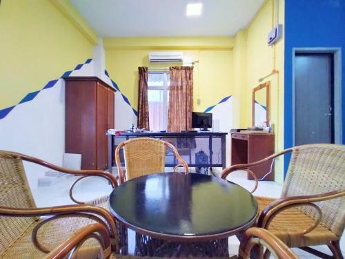 Hotel Spot On 89939 Platinum Inn